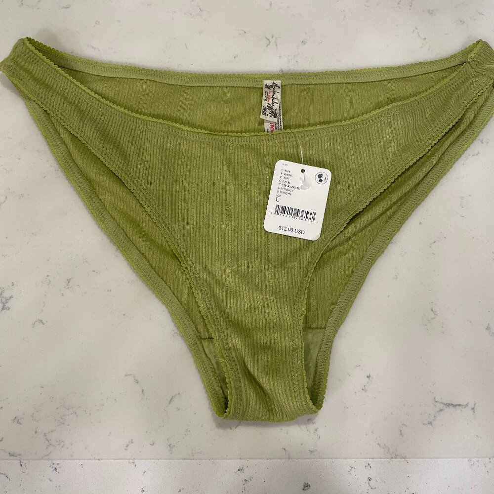 (NWT) FREE PEOPLE INTIMATELY Pointelle Bikini Undies #8166, "Palm" - L